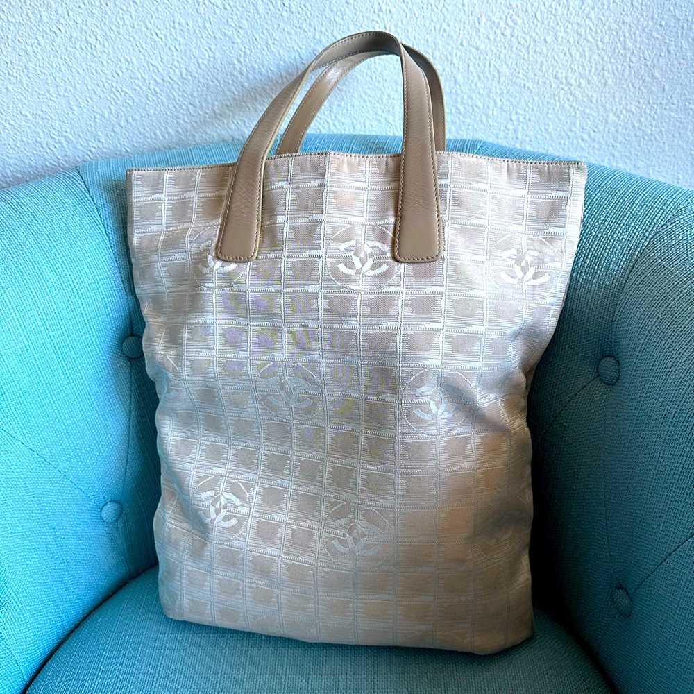 Chanel beige Travel tote great condition